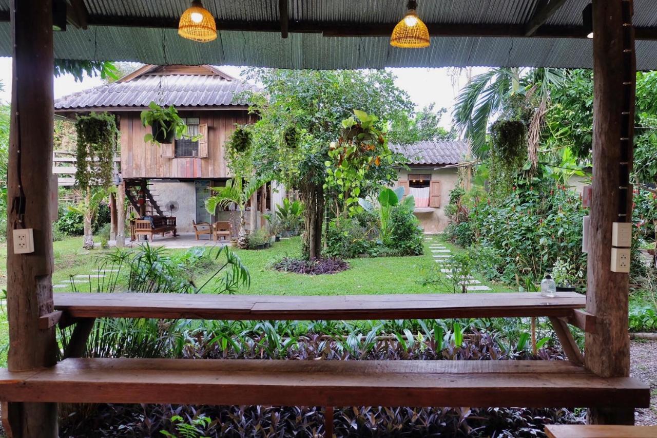 Lanna House Lanna Hut Chiangmai Bed & Breakfast Chiang Mai Exterior foto